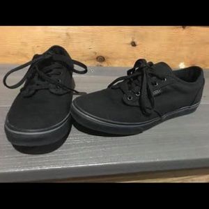 Black women’s Vans